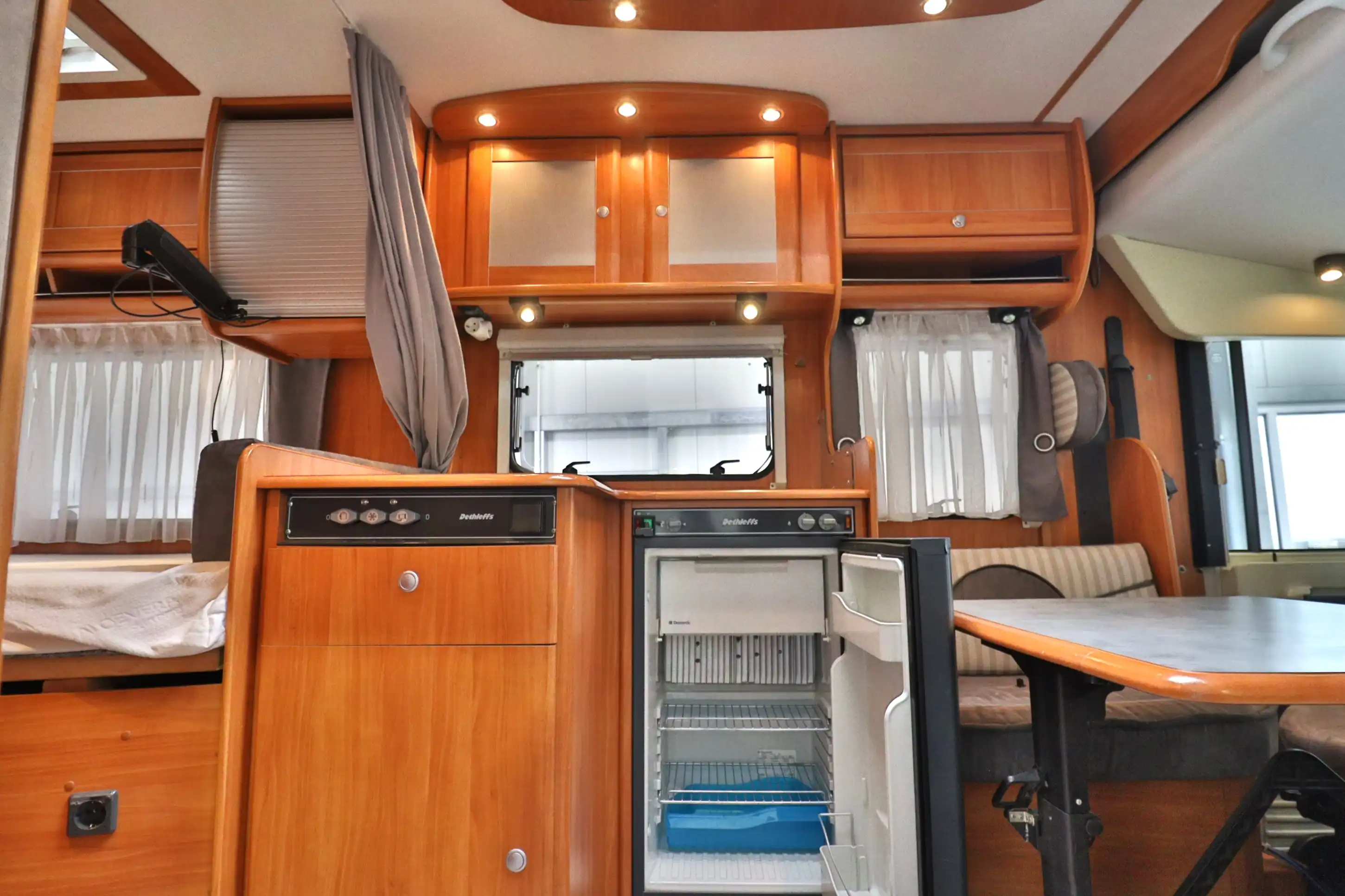 dethleffs-i-5841-elegance-beim-wohnmobilpark-in-bad-honnef-kaufen